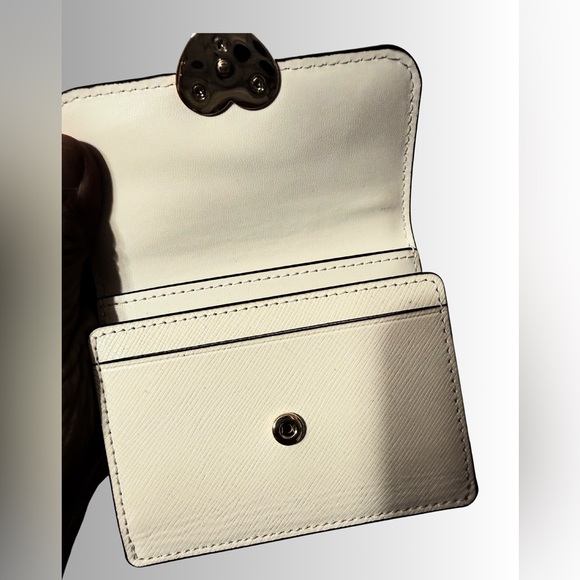 KATE SPADE - RARE Small Card Holder with Heart Hardware with wrist gold chain - Picture 5 of 9
